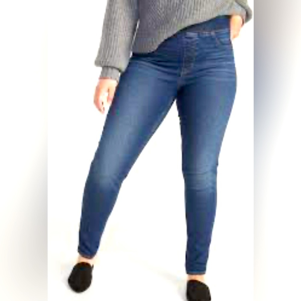 Women’s Pull-On Old Navy Rockstar Skinny Jeans